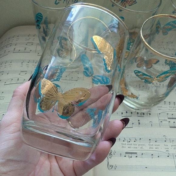 Butterfly Glass Tumbler with Gold Accents Set Of 5 Glasses - Picture 3 of 8